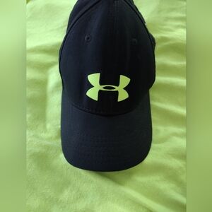 Under Armour Black Hat with Bright Yellow Logo Youth Sm/Md